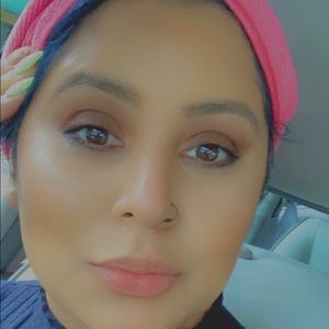 Hi guys Mother of Twin baby girls .